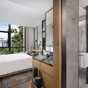 Premium King Room